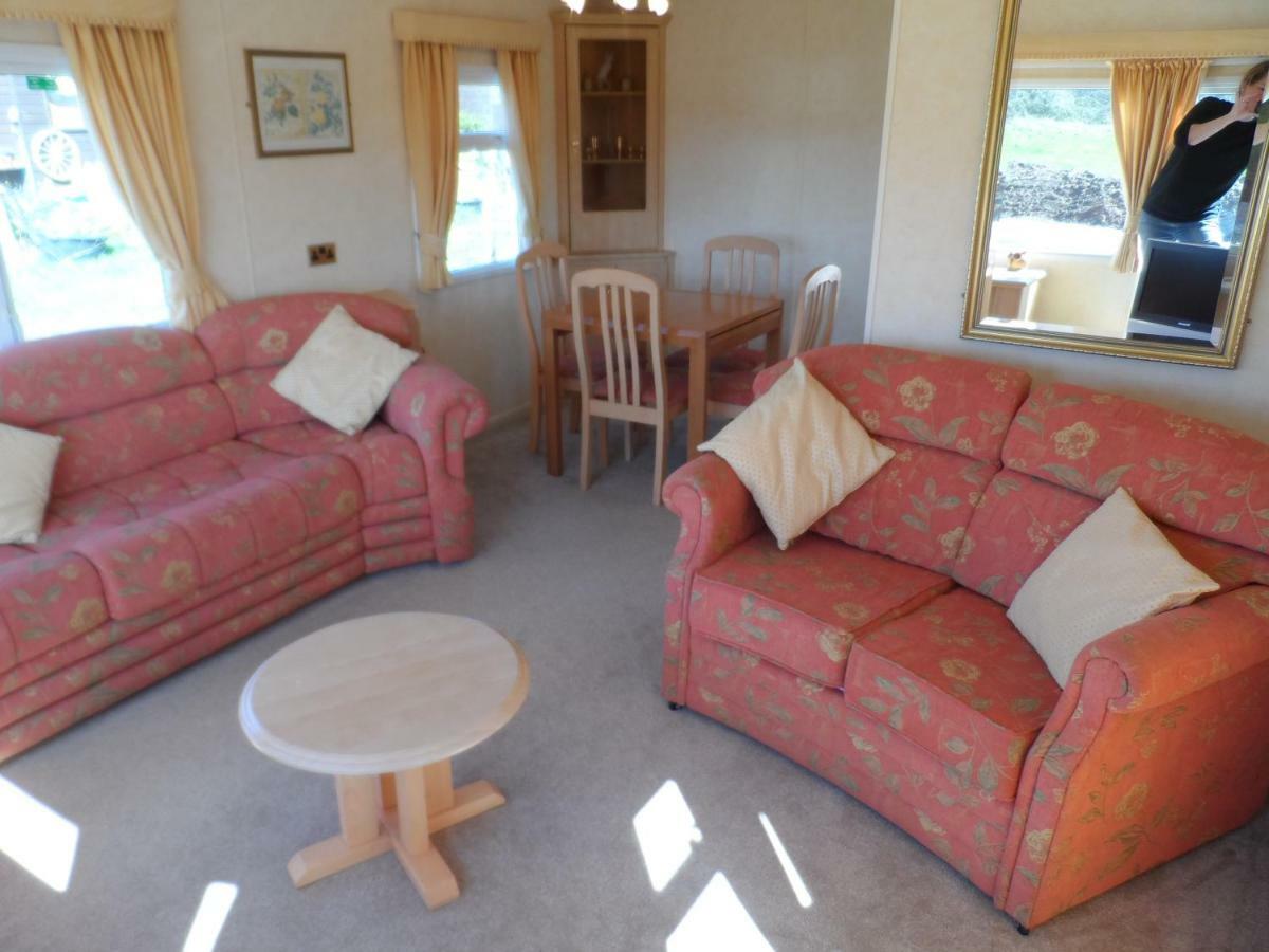 Luxury Mobile Home Near Perranporth Situated On A Quiet Farm トルーロー エクステリア 写真